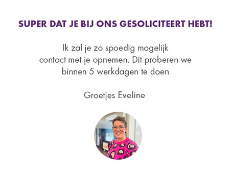 Packshots of Intra Clean Organics and Intra Clean Minerals with blue and green gradient background