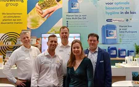 Intrahorti and Houweling group photo 